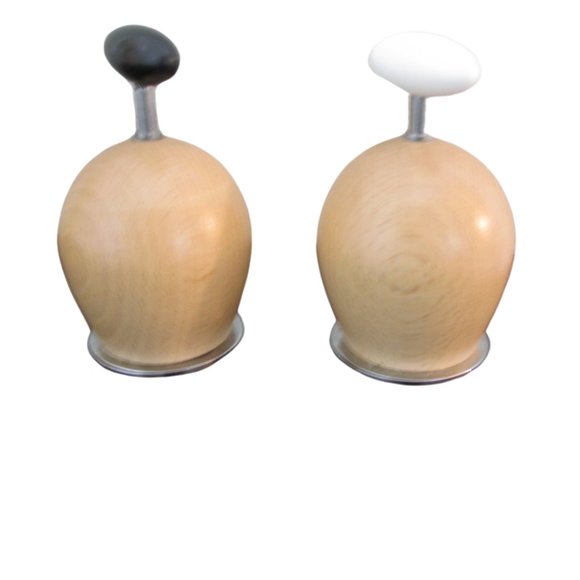 Bodum PEPPINO beechwood salt and pepper mills Carsten Jorgensen design Denmark - Picture 3 of 4